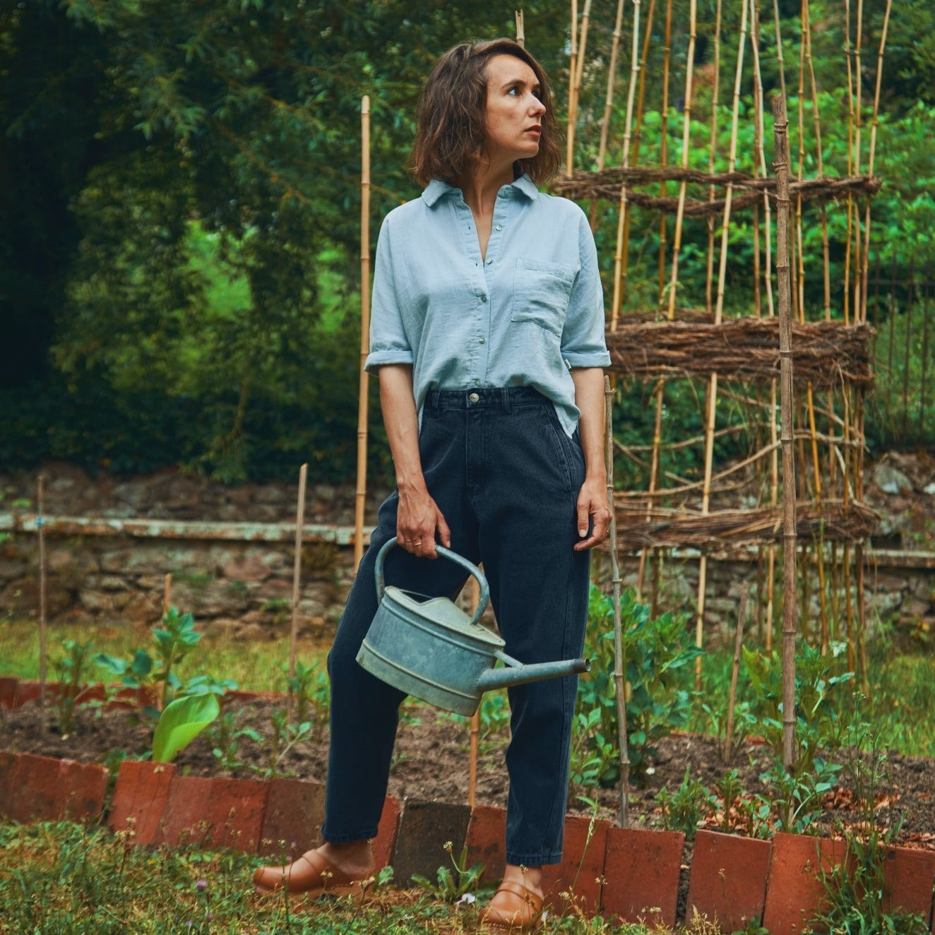 Pantalon denim adulte Carotte en coton bio – Denim écru | Poudre Organic 5