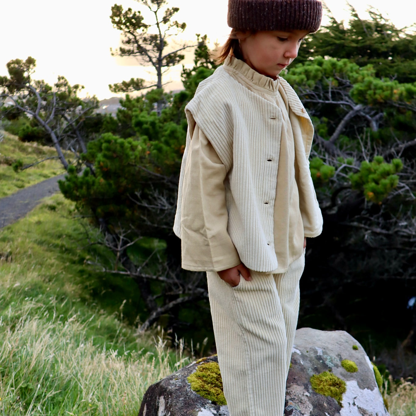 Veste kids Cyprès en velours côtelé coton bio – Pale khaki | Poudre Organic 2