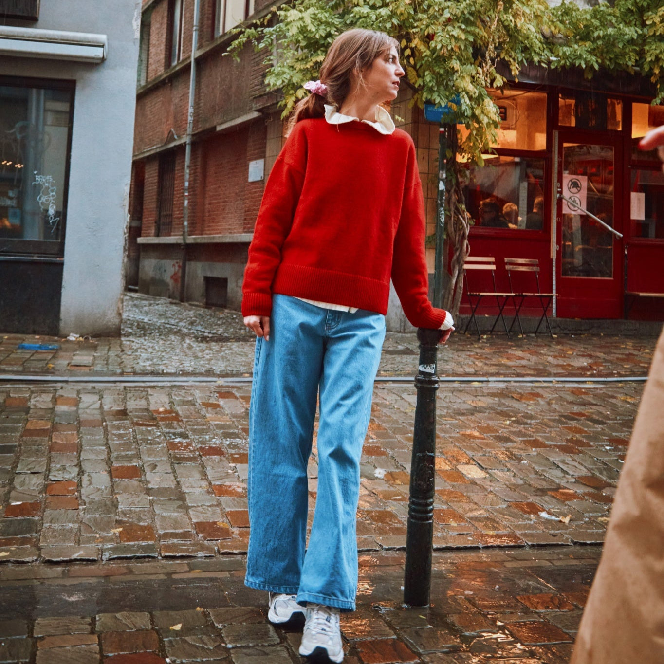 Pull femme Azalée en laine recyclée et fils écologiques – Scarlett red | Poudre Organic 2