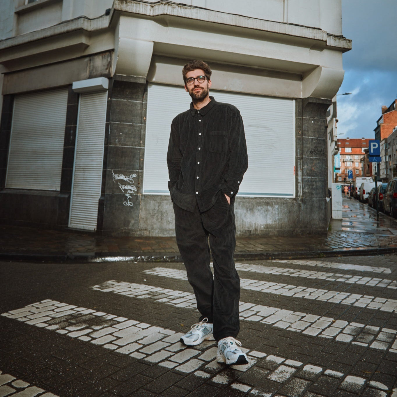 Pantalon adulte Coquelicot en velours côtelé coton bio – Pirate Black | Poudre Organic 3