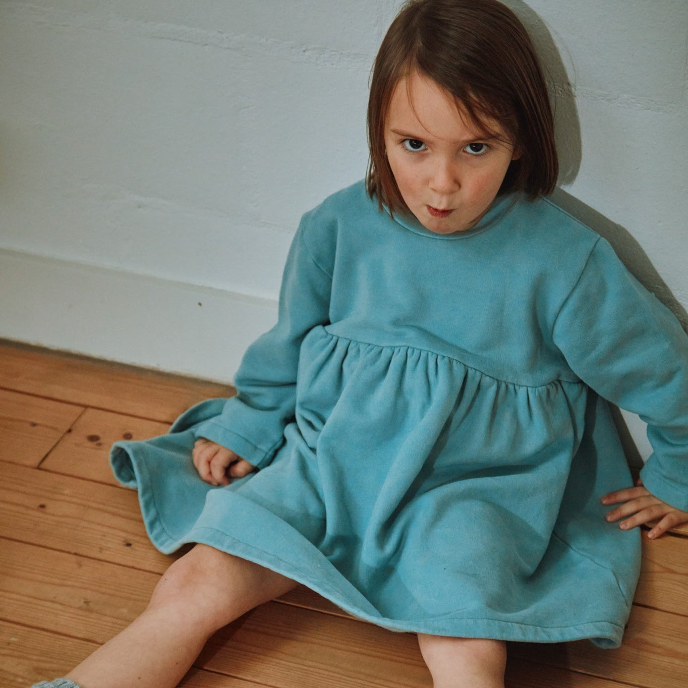 Robe kids Lobelia manches longues en molleton coton bio – Arona | Poudre Organic 2