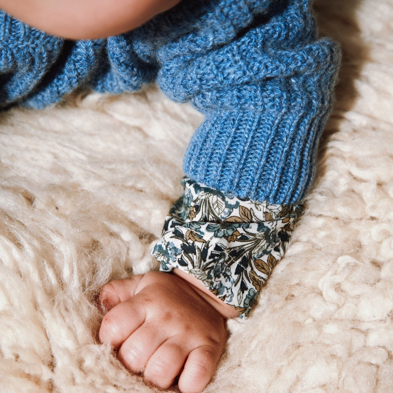 Blouse kids Ronce manches longues en coton bio – Fleuri vert bleu | Poudre Organic 2