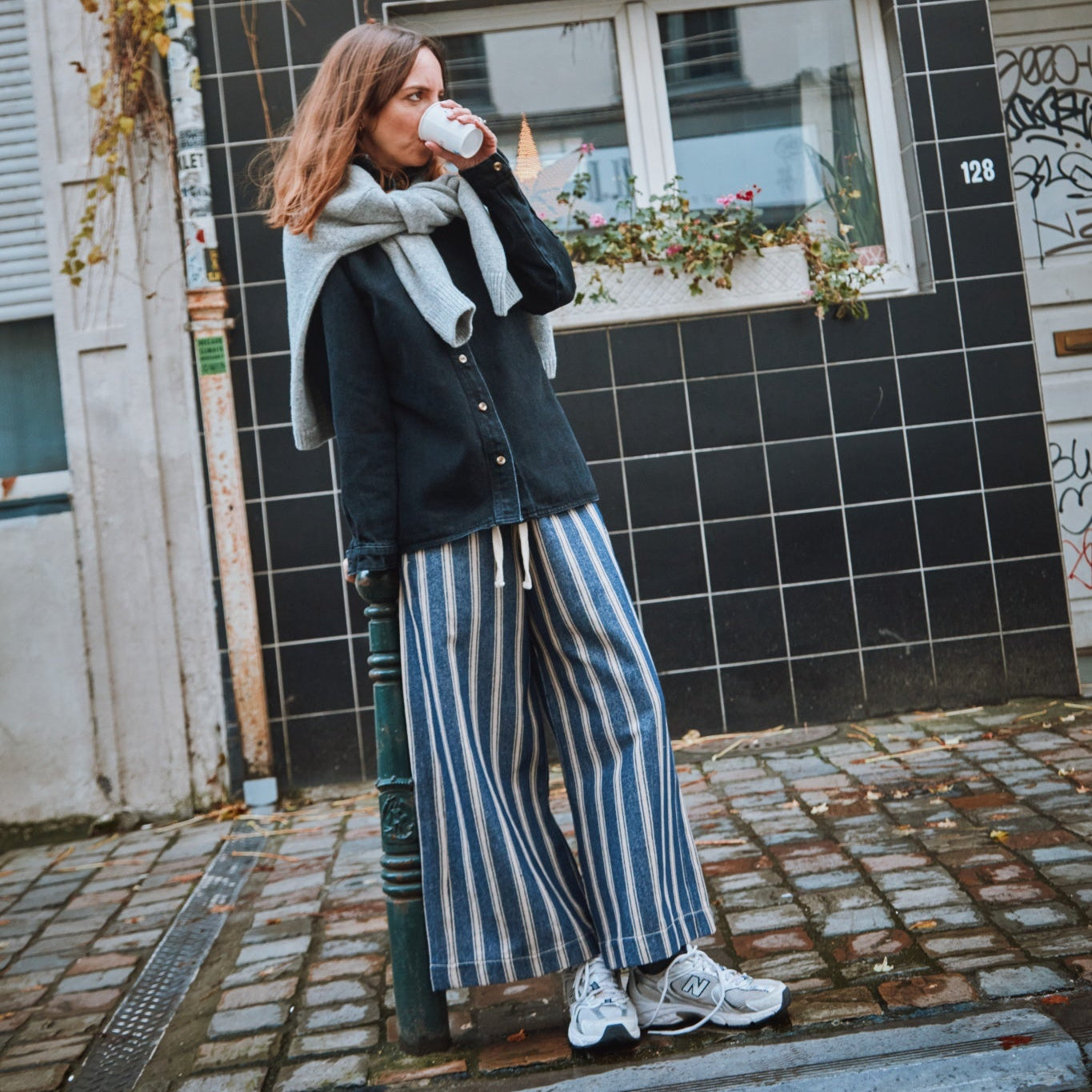 Pantalon femme Santal en coton bio – Rayures bleues | Poudre Organic 3