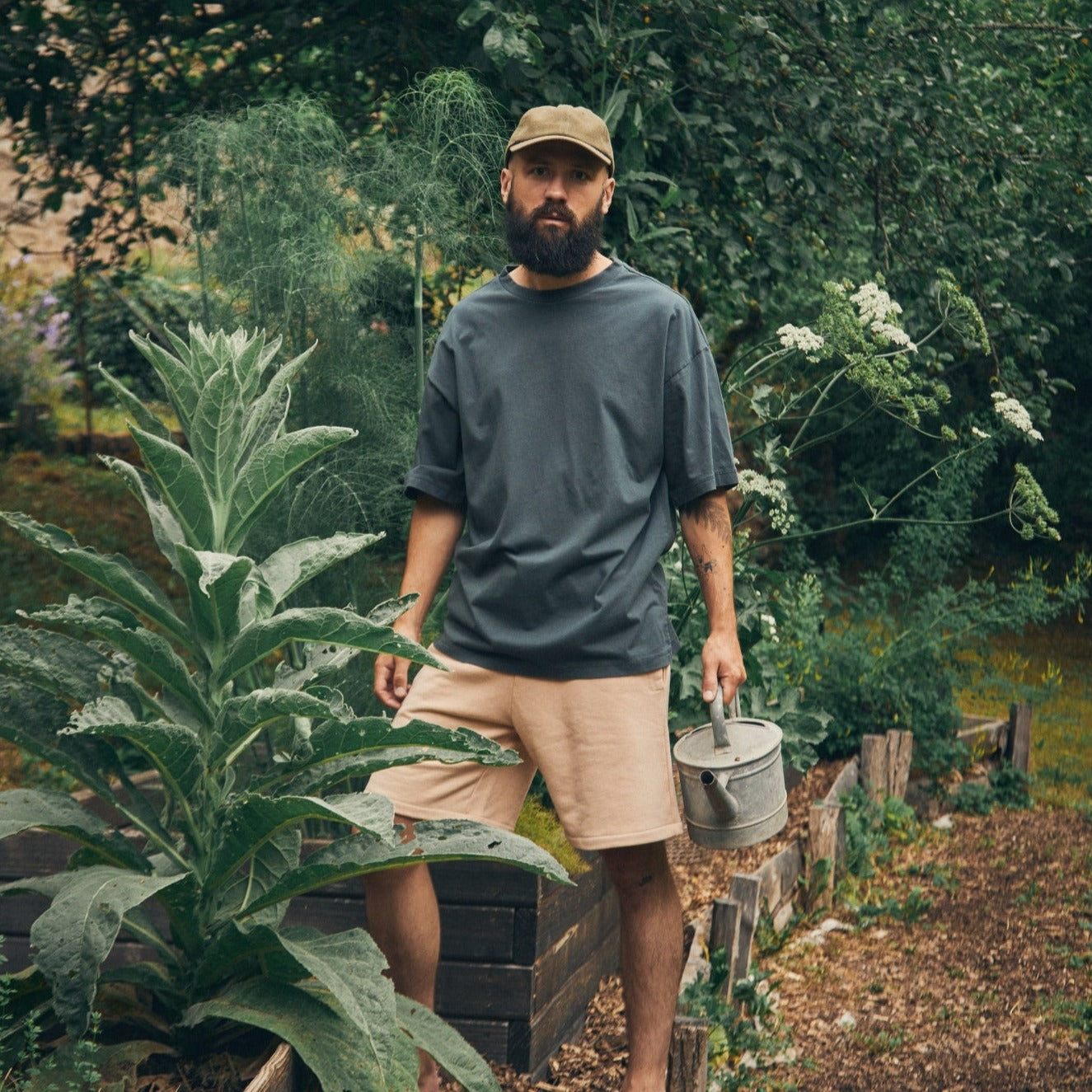 T homme Seringat manches courtes en coton bio – Pirate black | Poudre Organic 2