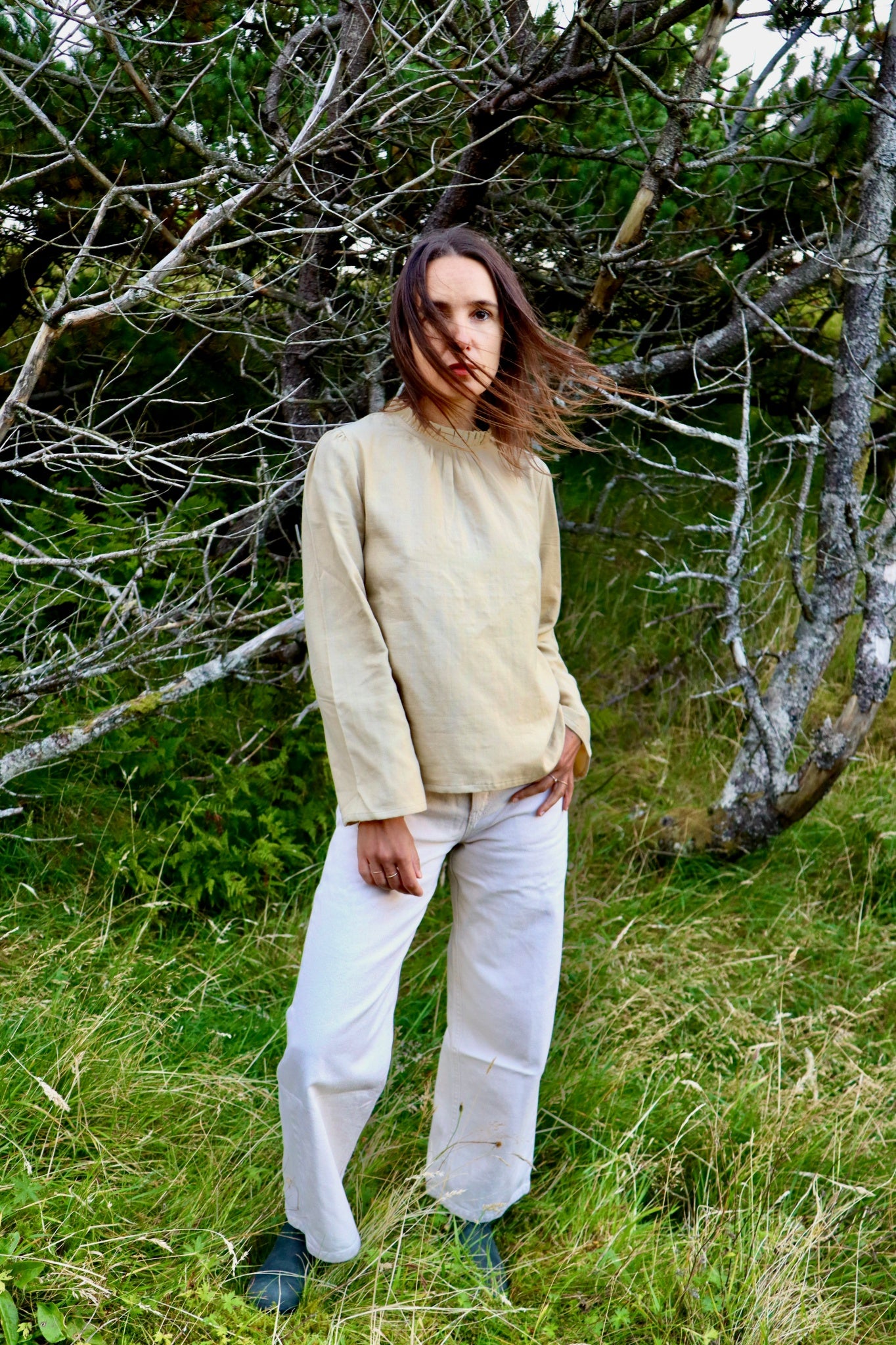 Blouse femme Patchouli en gaze de coton bio – Pale Khaki | Poudre Organic 3