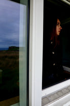 Cardigan femme Pétale en laine recyclée et fils écologiques – Speckled Black | Poudre Organic 2