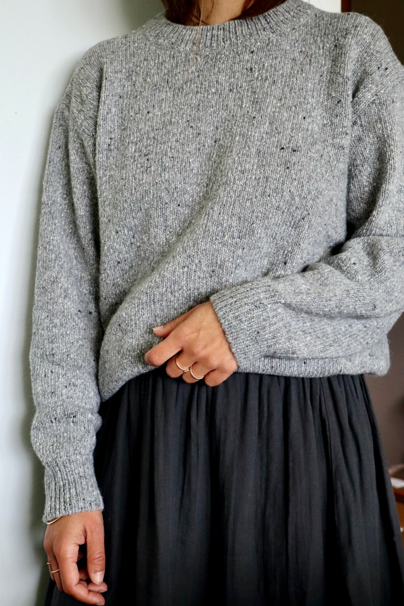 Pull femme Thé en laine recyclée et fils écologiques – Speckled grey | Poudre Organic 2