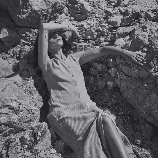 IRIS RIBBED DRESS Biscotti